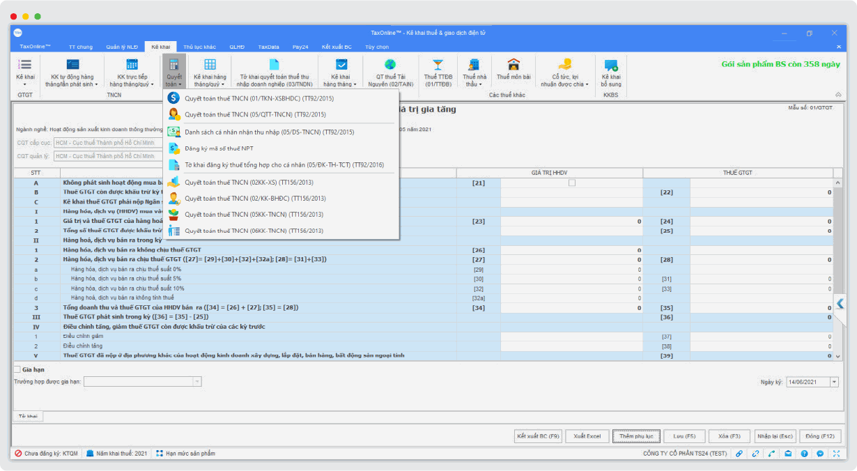 Foreman and staffs checking container box Premium Photo